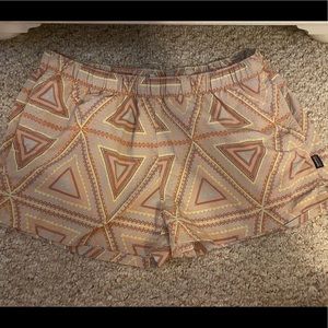 Patagonia XL bearly baggie shorts